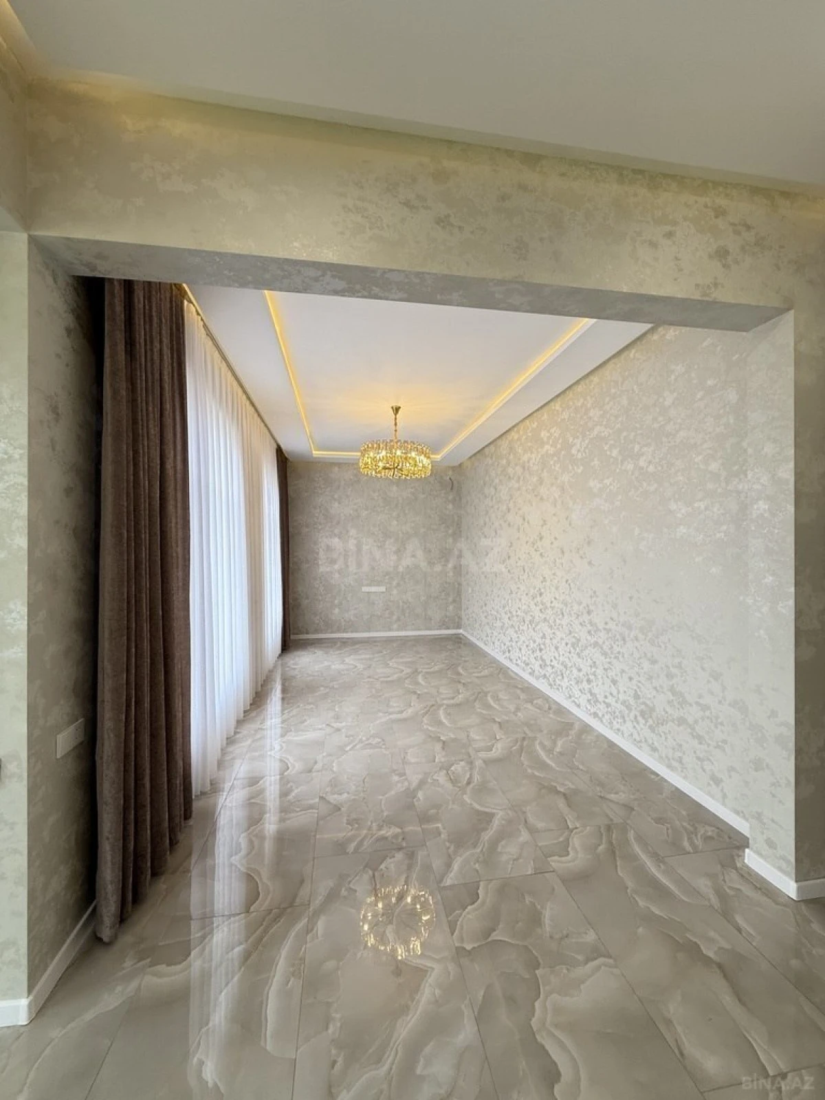 Satılır 4 otaqlı həyət evi 140 m²