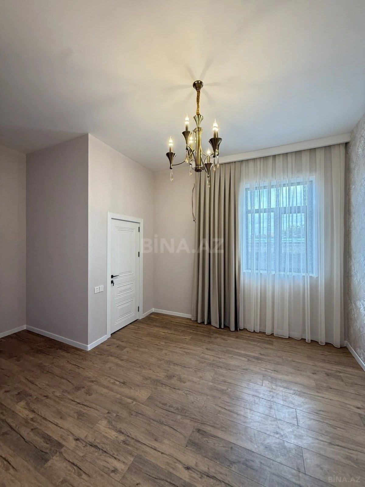Satılır 4 otaqlı həyət evi 140 m²