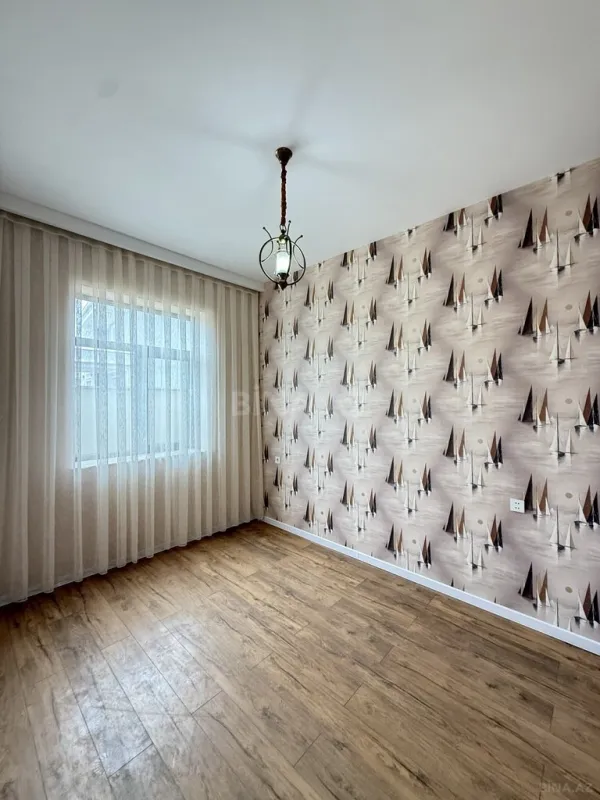 Satılır 4 otaqlı həyət evi 140 m²