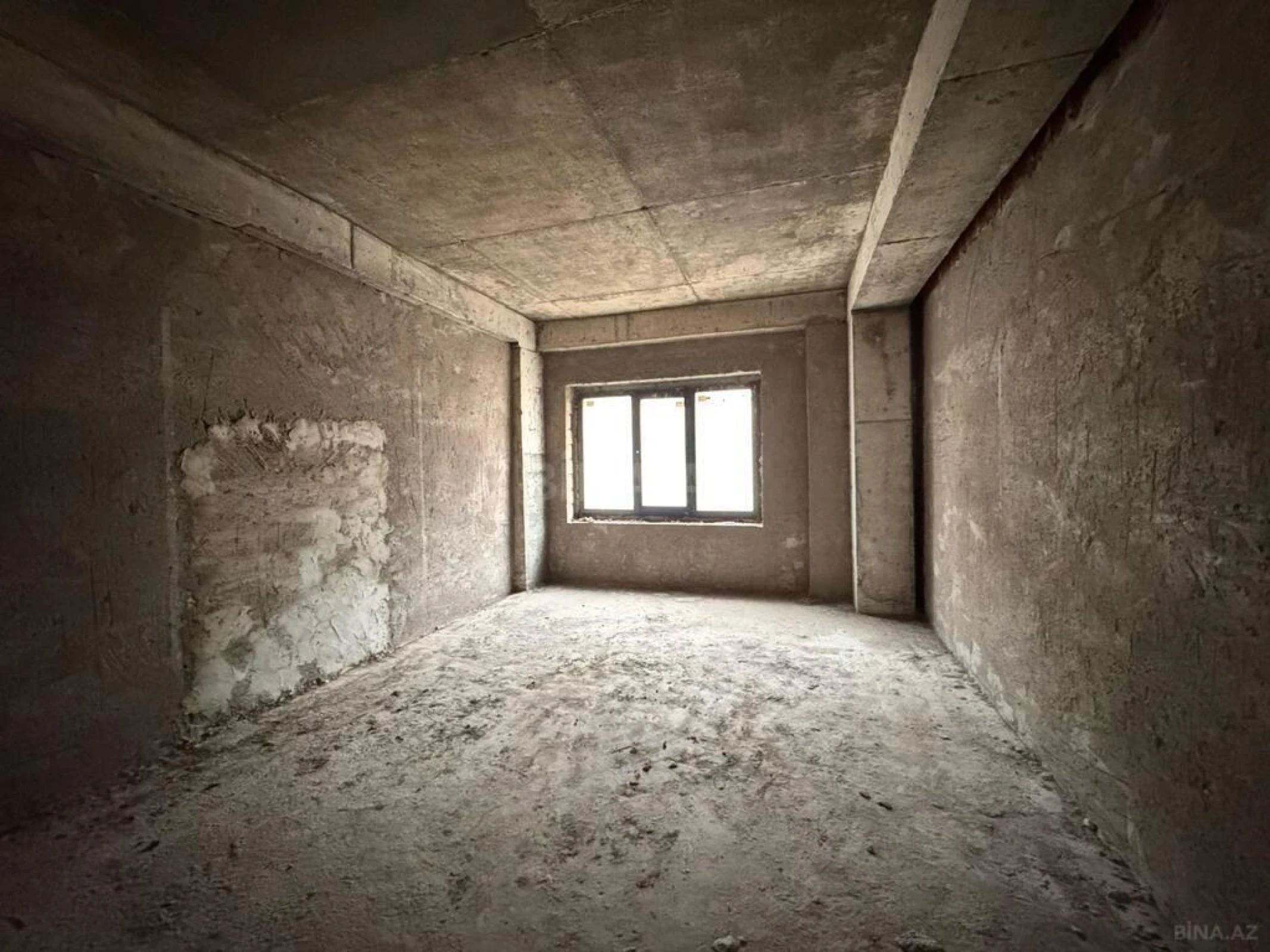 Satılır 2 otaqlı mənzil 90 m²