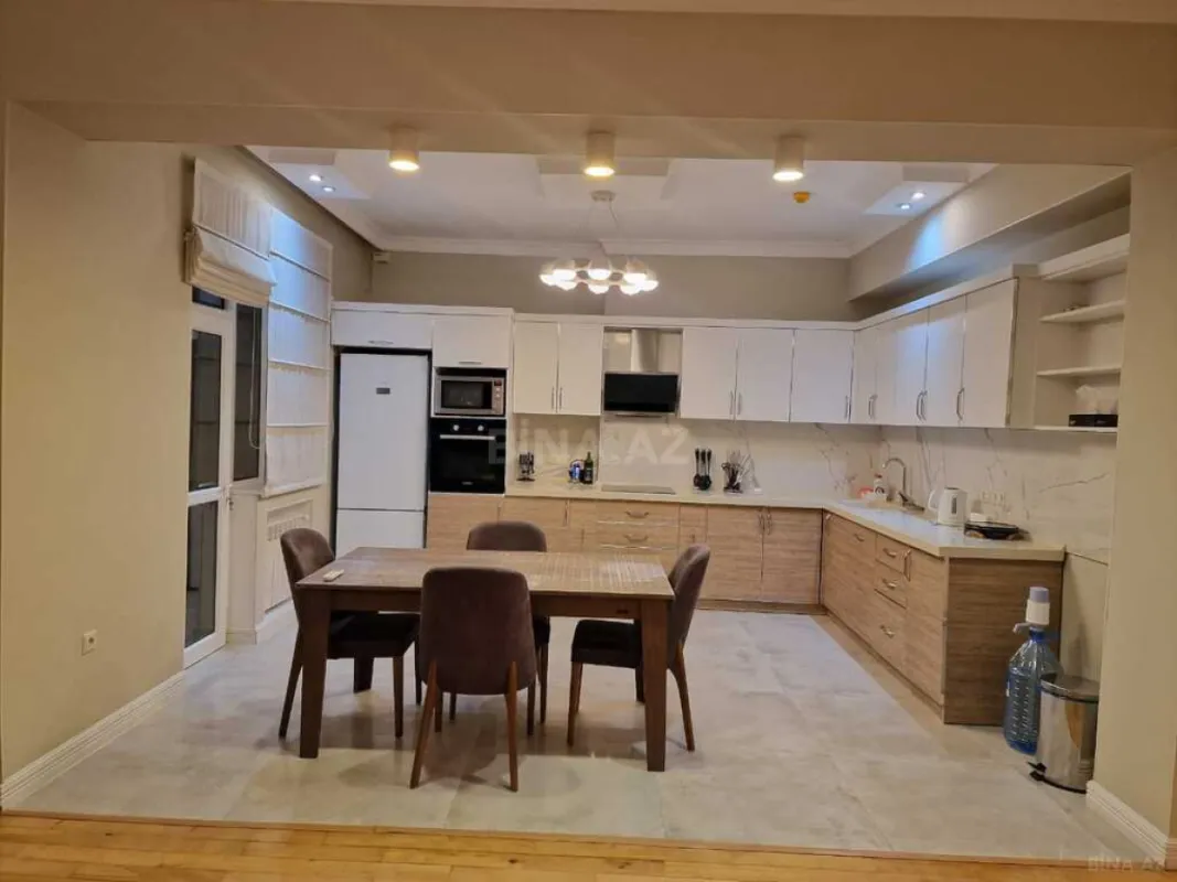 Kirayə verilir 3 otaqlı mənzil 100 m²