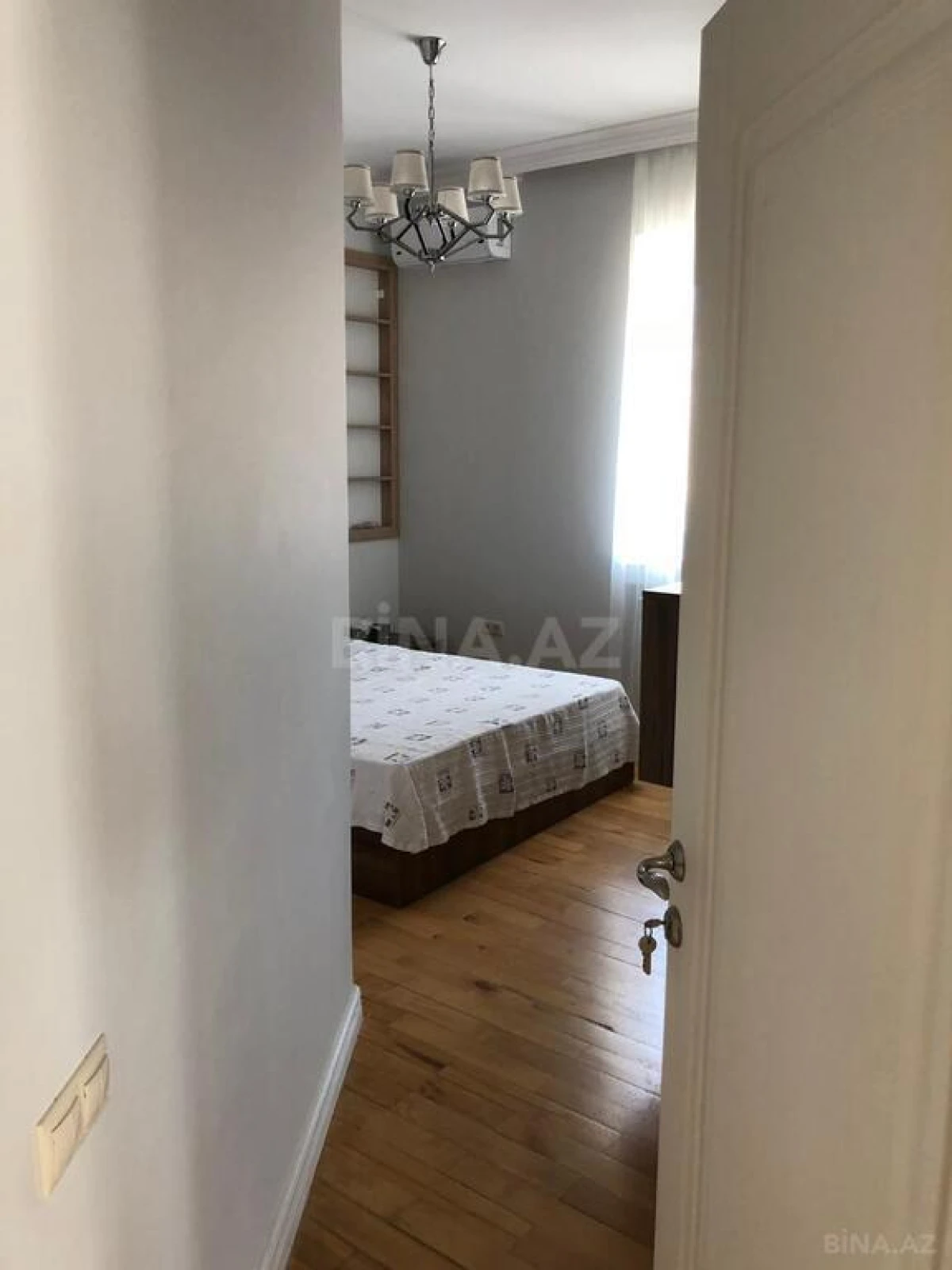 Kirayə verilir 3 otaqlı mənzil 100 m²