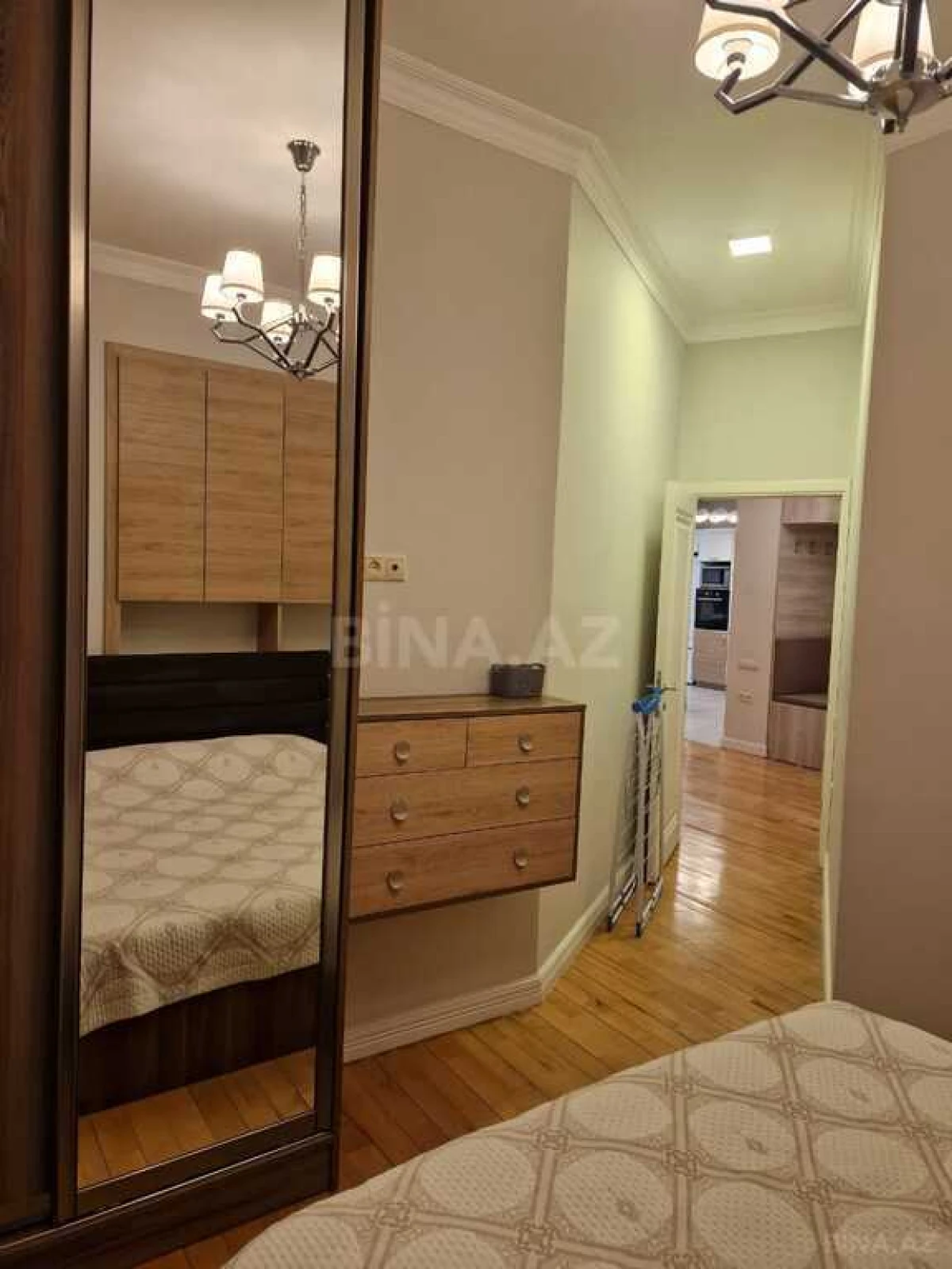 Kirayə verilir 3 otaqlı mənzil 100 m²