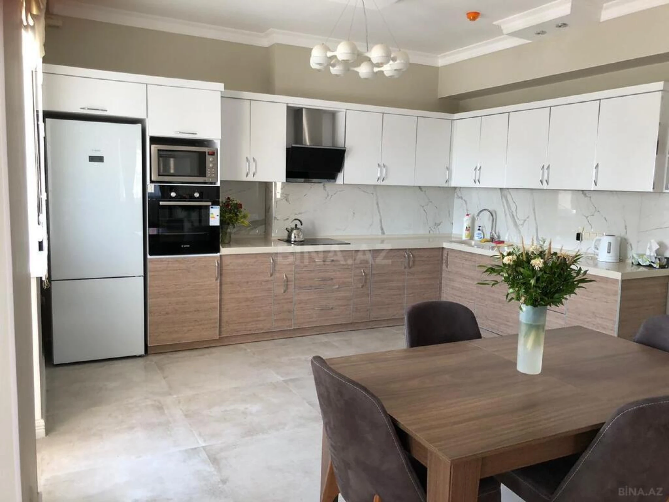 Kirayə verilir 3 otaqlı mənzil 100 m²