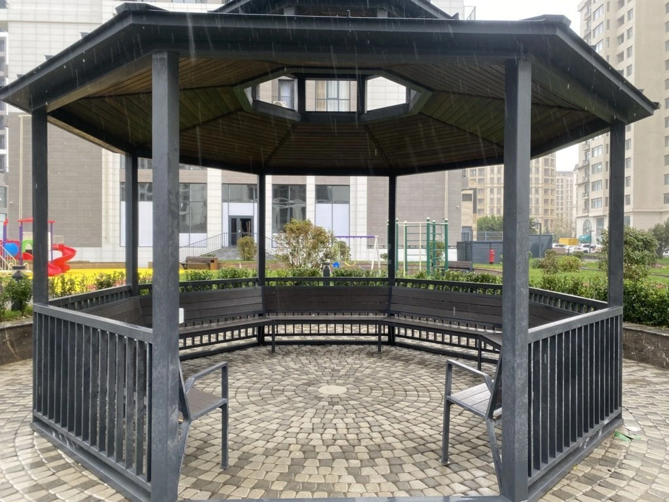 Satılır 3 otaqlı mənzil 136 m²