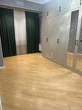 Satılır 3 otaqlı mənzil 136 m²