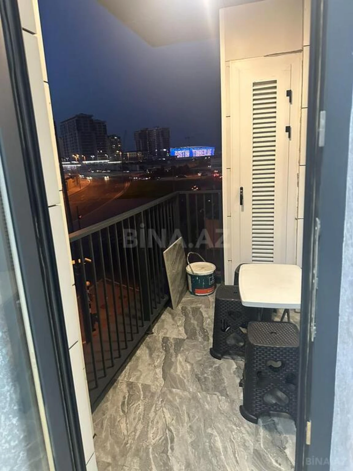 Satılır 3 otaqlı mənzil 136 m²