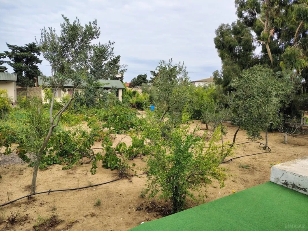 Satılır 11 otaqlı həyət evi 170 m²