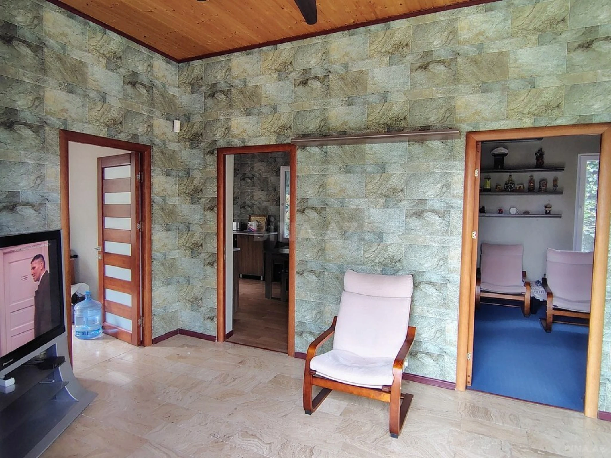 Satılır 11 otaqlı həyət evi 170 m²