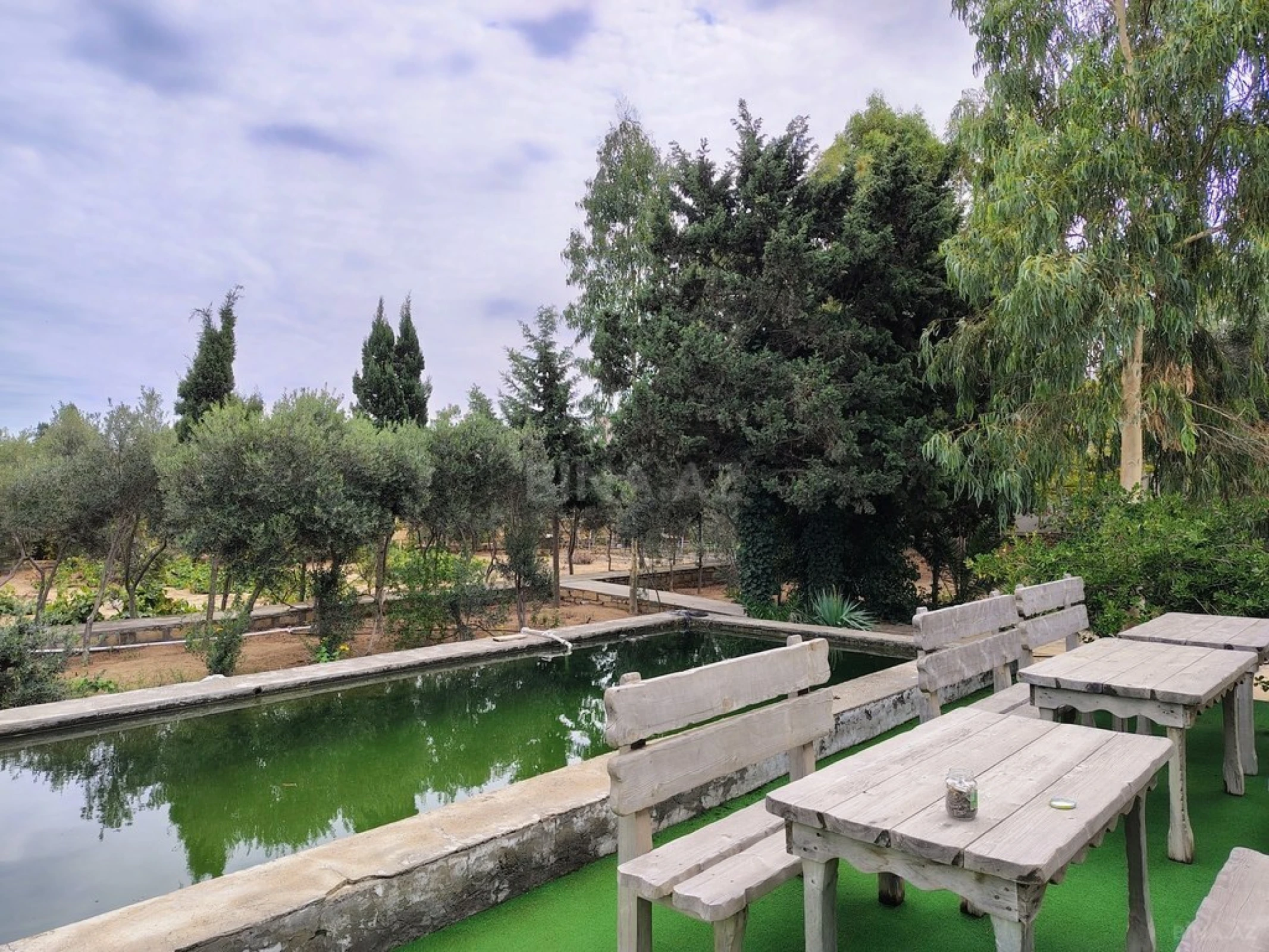 Satılır 11 otaqlı həyət evi 170 m²