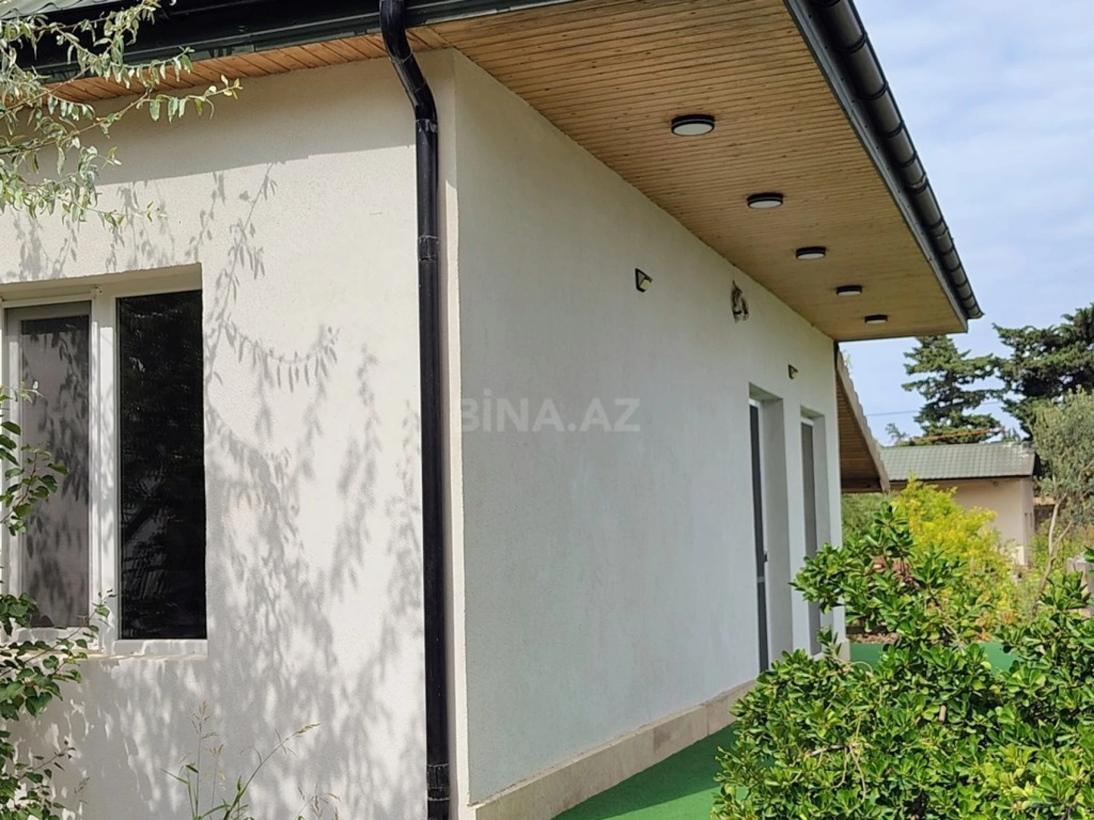 Satılır 11 otaqlı həyət evi 170 m²