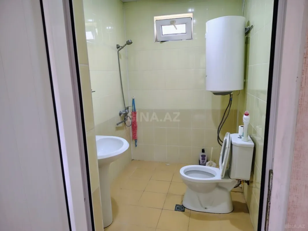 Satılır 11 otaqlı həyət evi 170 m²