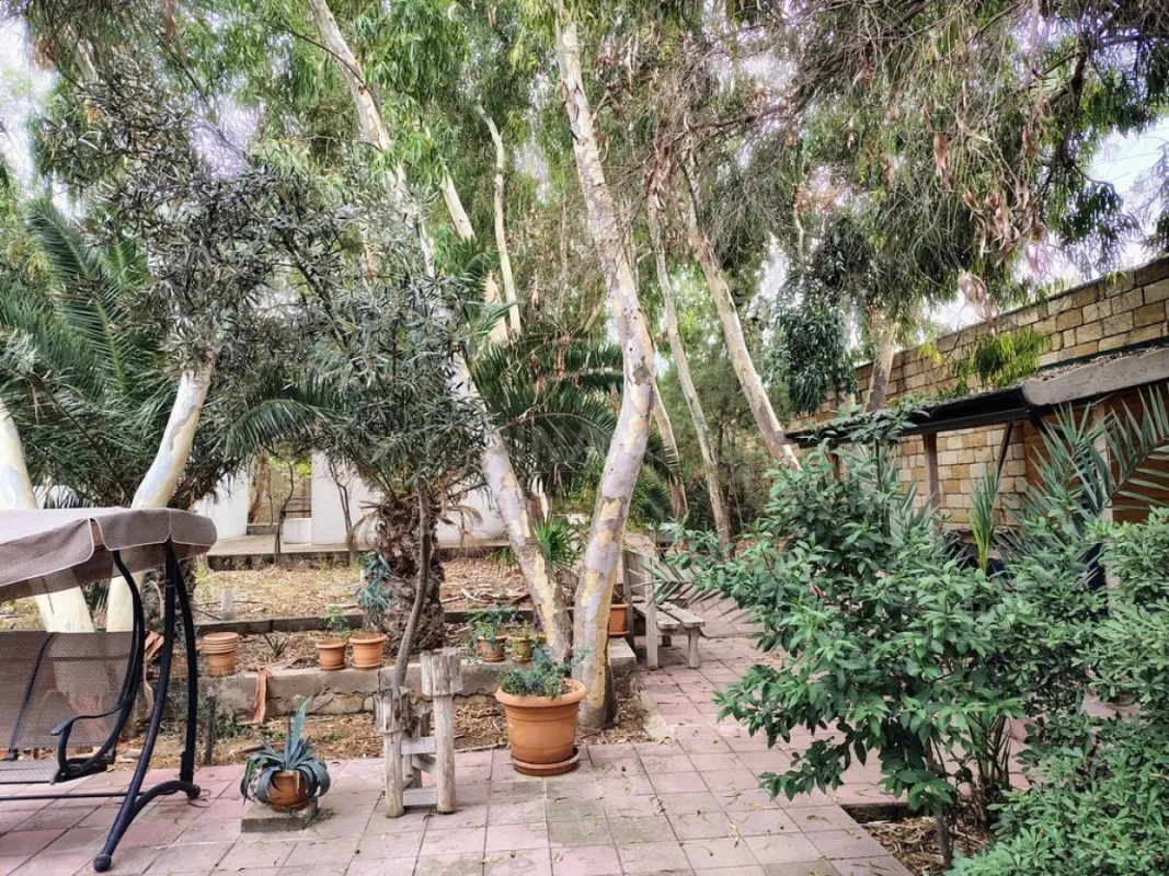 Satılır 11 otaqlı həyət evi 170 m²