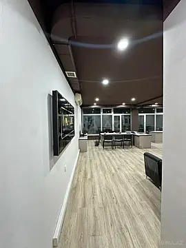 Kirayə verilir 1 otaqlı ofis 70 m²