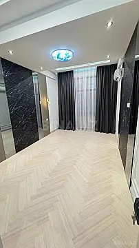 Satılır 3 otaqlı mənzil 125 m²