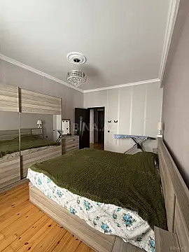 Kirayə verilir 2 otaqlı mənzil 100 m²