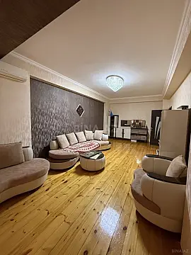 Kirayə verilir 2 otaqlı mənzil 100 m²