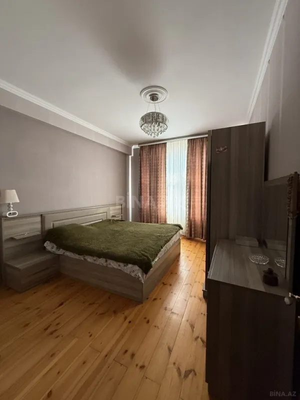 Kirayə verilir 2 otaqlı mənzil 100 m²