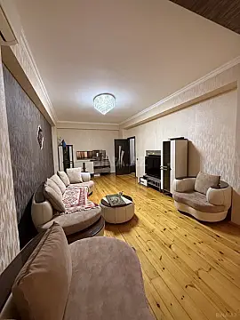 Kirayə verilir 2 otaqlı mənzil 100 m²