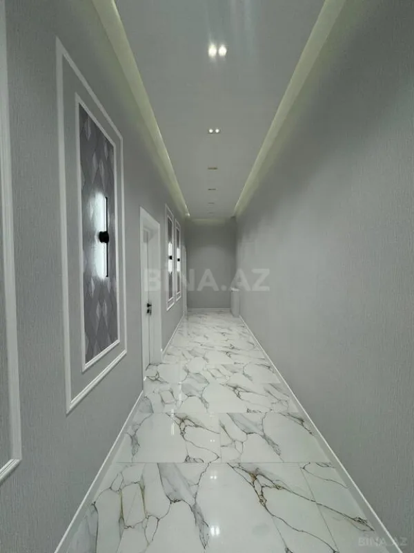 Satılır 5 otaqlı həyət evi 200 m²