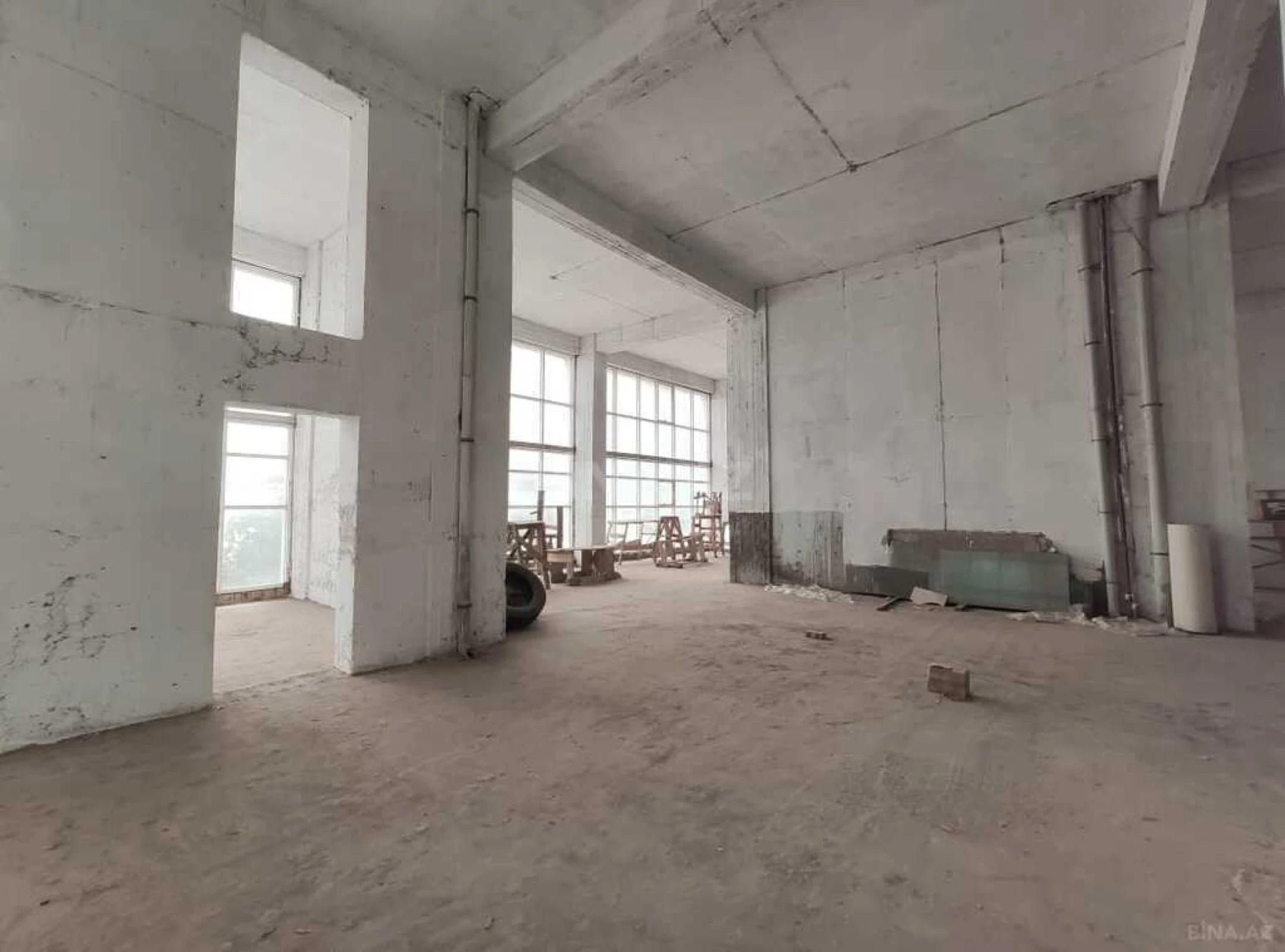 Kirayə verilir obyekt 625 m²