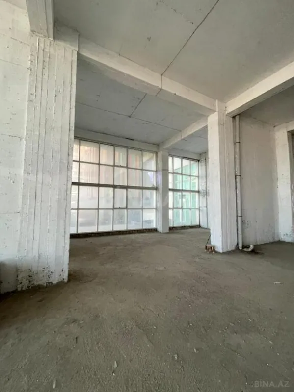 Kirayə verilir obyekt 625 m²