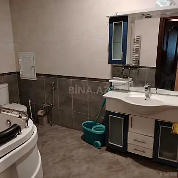 Kirayə verilir 3 otaqlı mənzil 150 m²