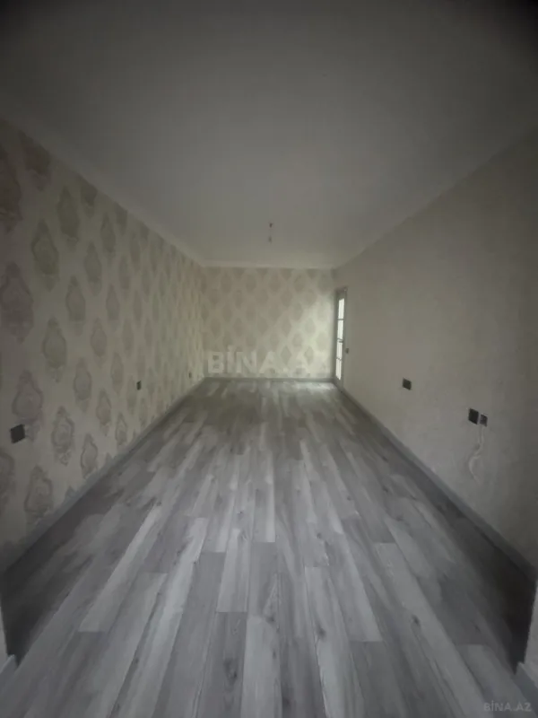 Satılır 4 otaqlı mənzil 110 m²