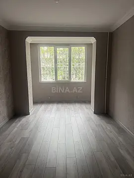 Satılır 4 otaqlı mənzil 110 m²