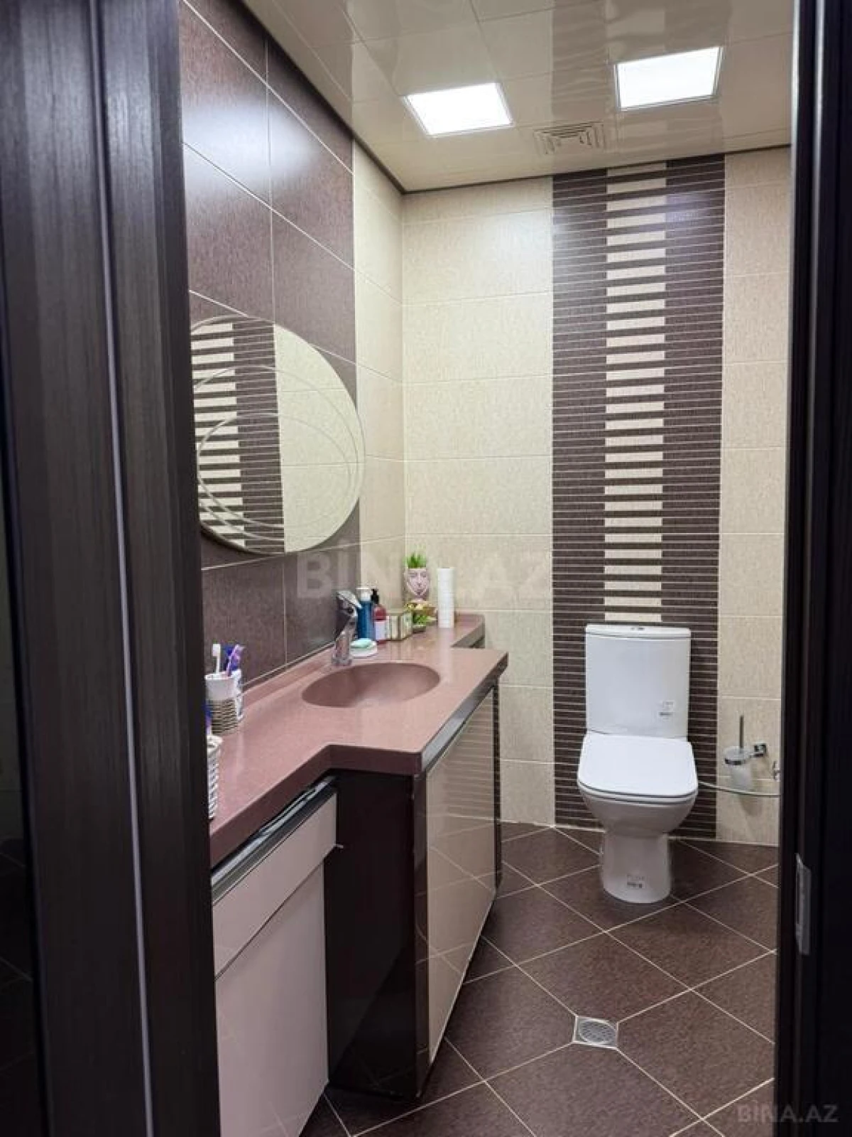 Satılır 3 otaqlı mənzil 110 m²