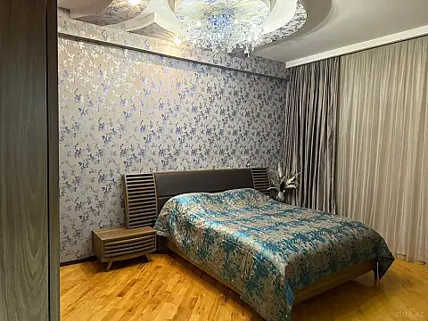 Satılır 3 otaqlı mənzil 110 m²