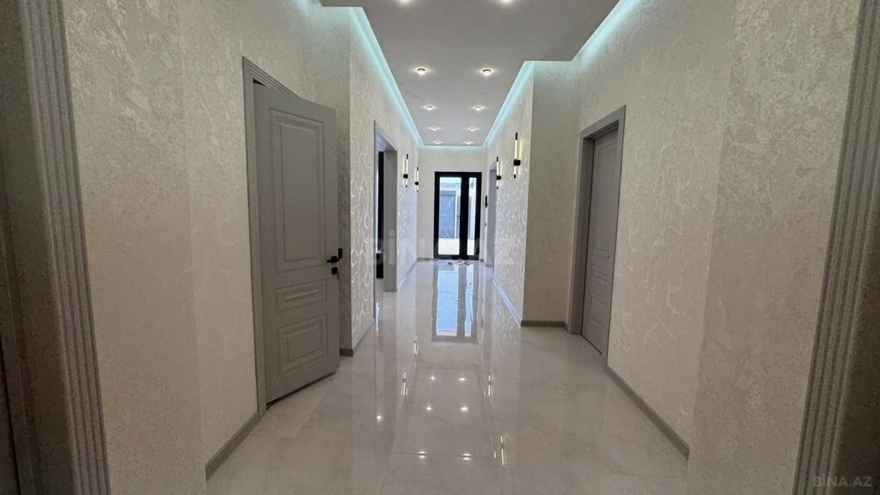 Satılır 4 otaqlı həyət evi 150 m²