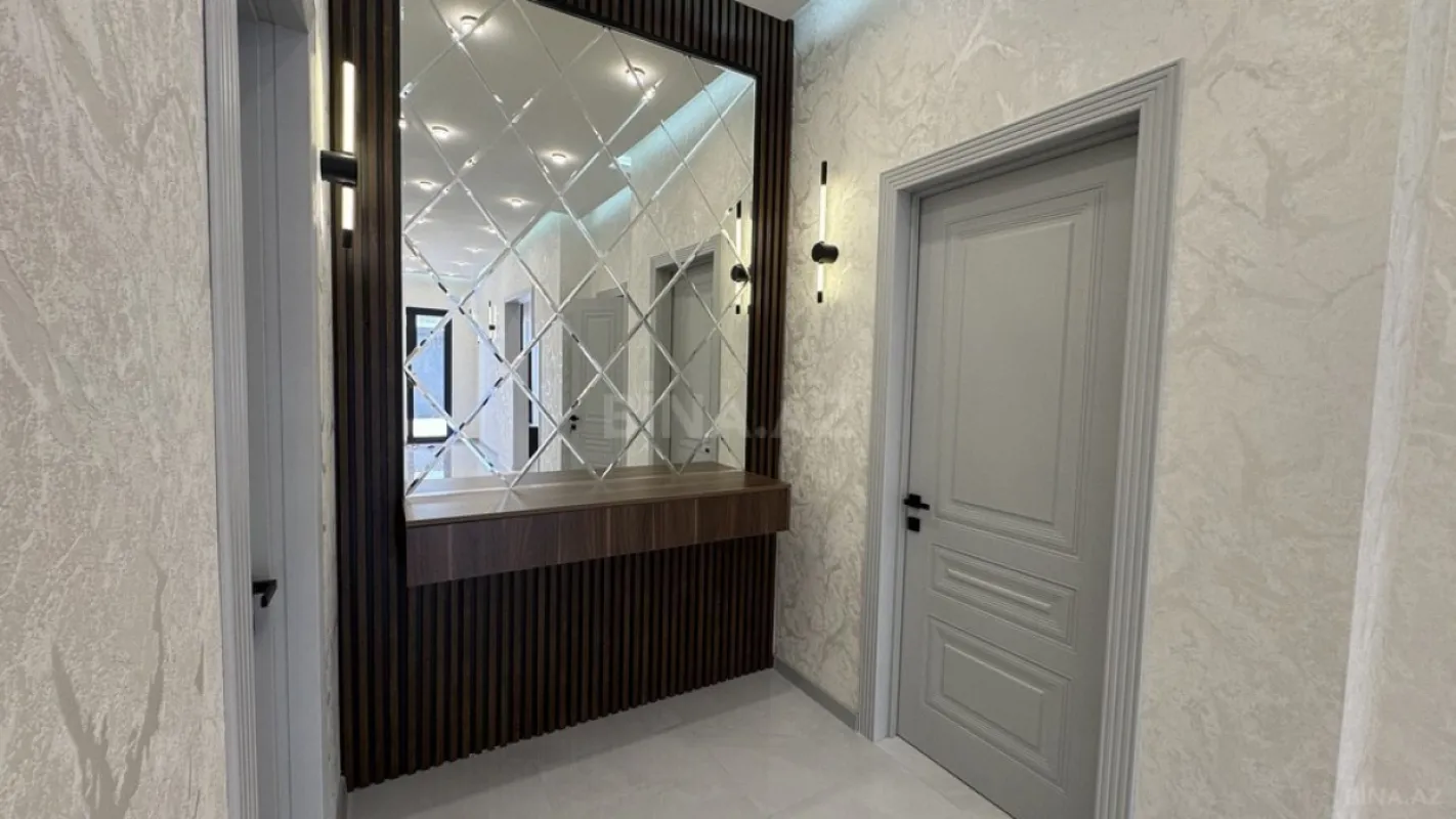 Satılır 4 otaqlı həyət evi 150 m²