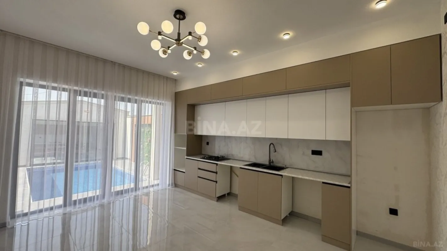 Satılır 4 otaqlı həyət evi 150 m²