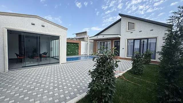 Satılır 4 otaqlı həyət evi 150 m²
