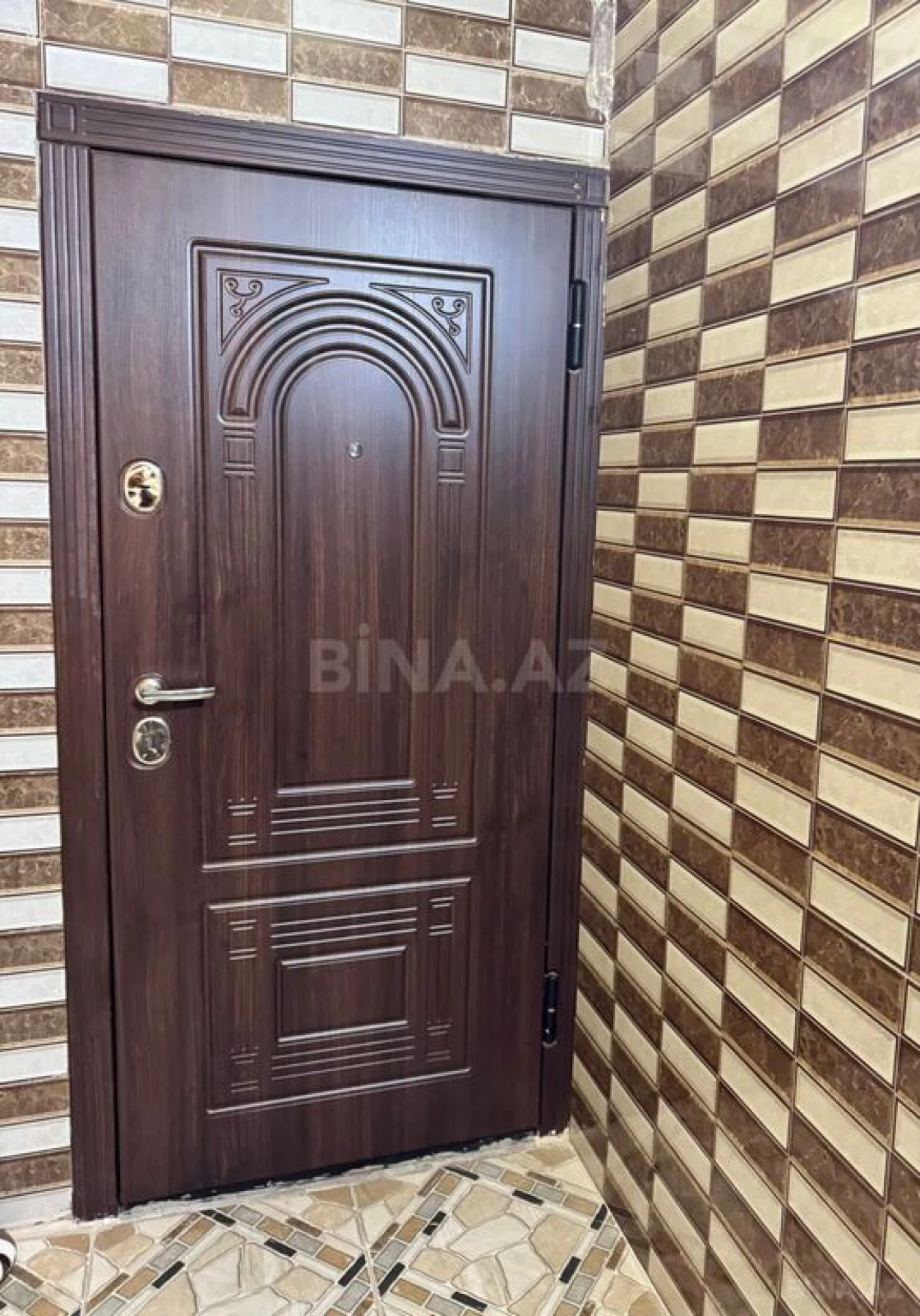 Satılır 2 otaqlı mənzil 70 m²