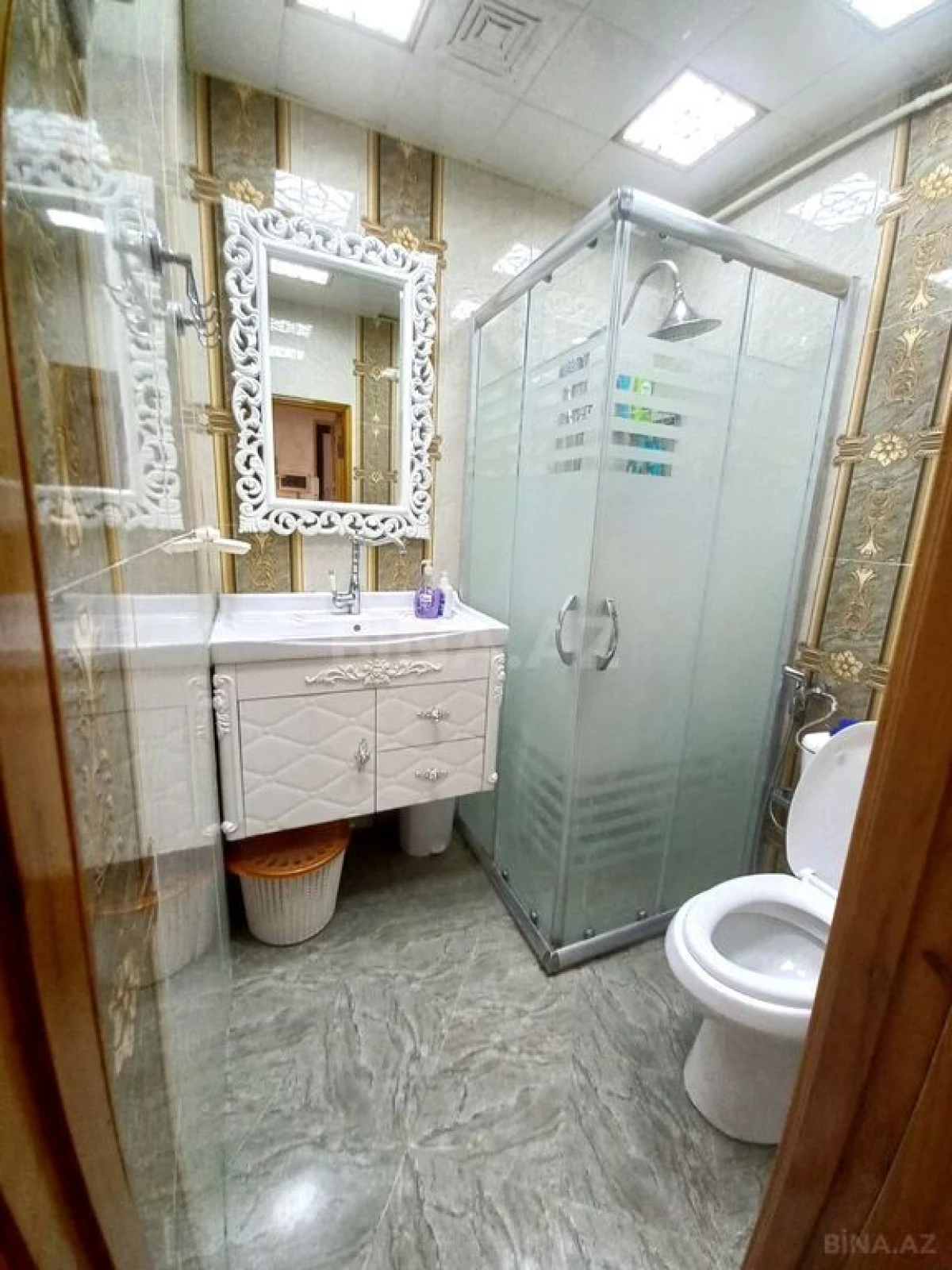 Satılır 2 otaqlı mənzil 70 m²