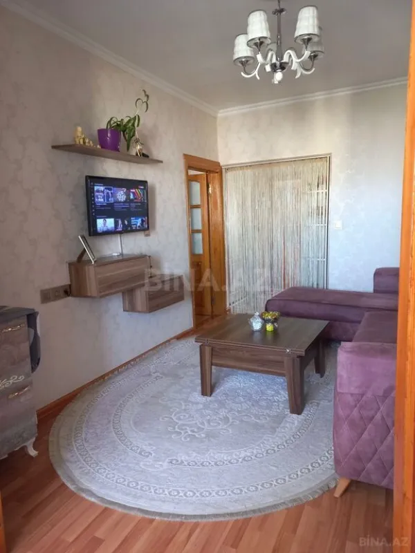 Satılır 2 otaqlı mənzil 70 m²