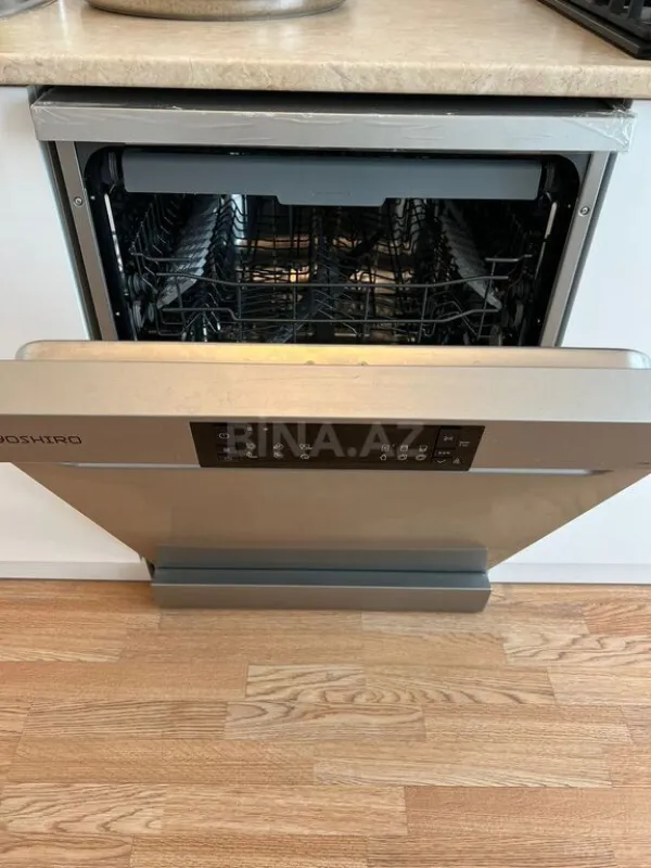 Kirayə verilir 2 otaqlı mənzil 90 m²