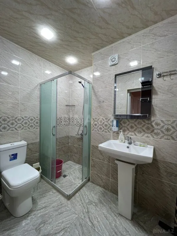 Kirayə verilir 2 otaqlı mənzil 90 m²