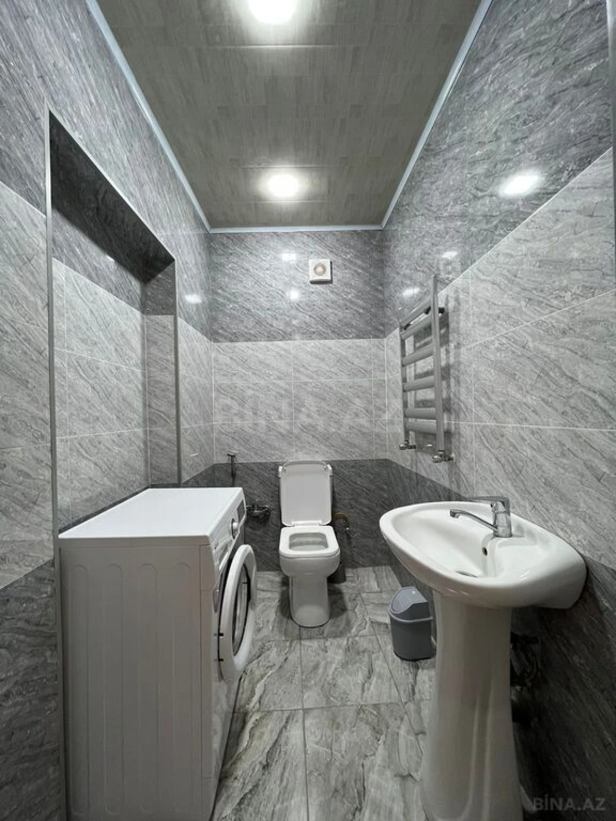 Kirayə verilir 2 otaqlı mənzil 90 m²