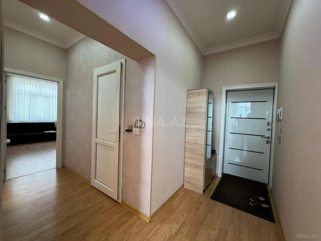 Kirayə verilir 2 otaqlı mənzil 90 m²