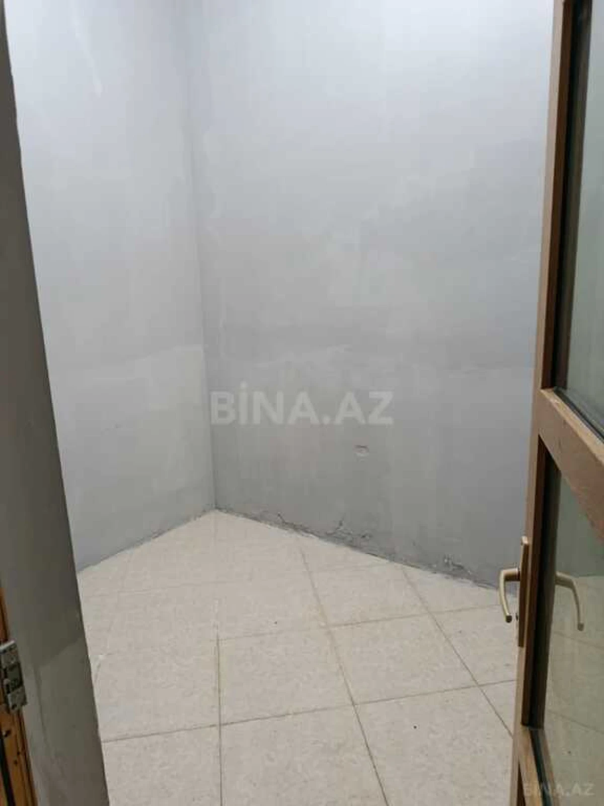 Kirayə verilir obyekt 80 m²