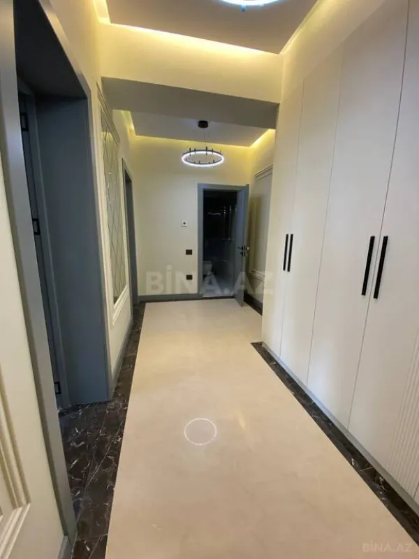 Satılır 2 otaqlı mənzil 84.1 m²