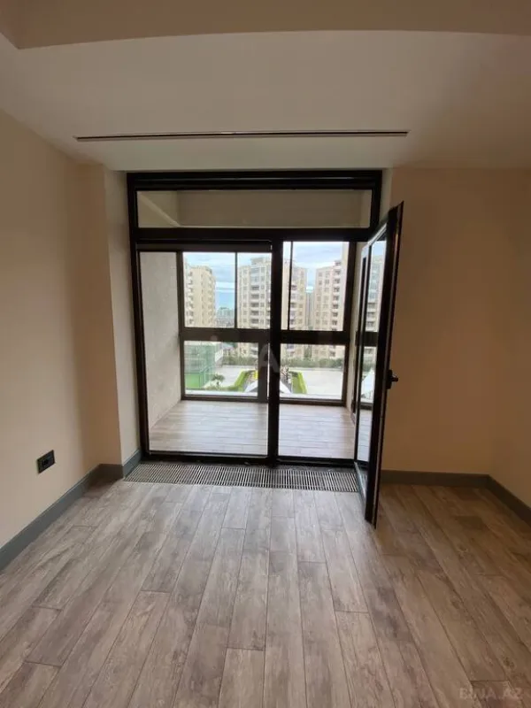 Satılır 2 otaqlı mənzil 84.1 m²