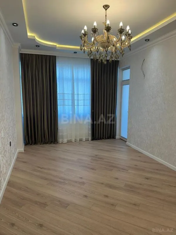 Satılır 3 otaqlı mənzil 116 m²