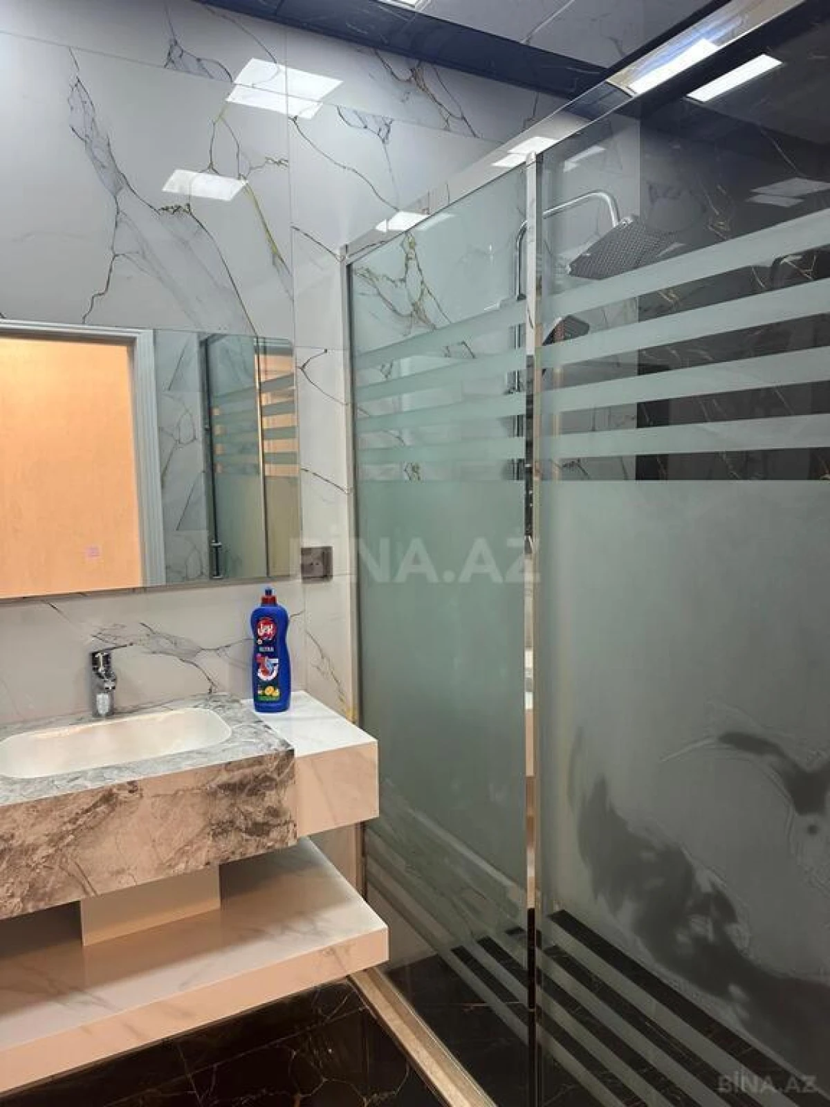 Satılır 3 otaqlı mənzil 116 m²