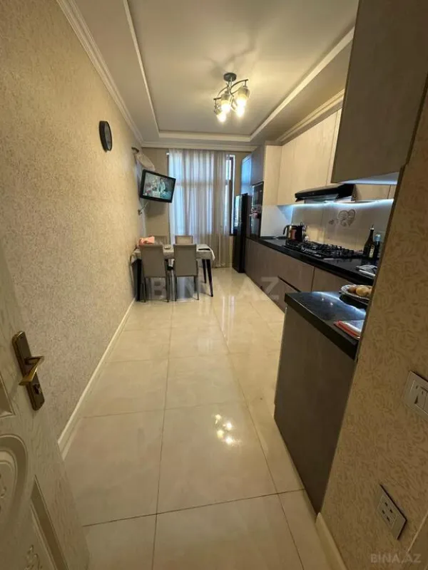 Satılır 3 otaqlı mənzil 125 m²