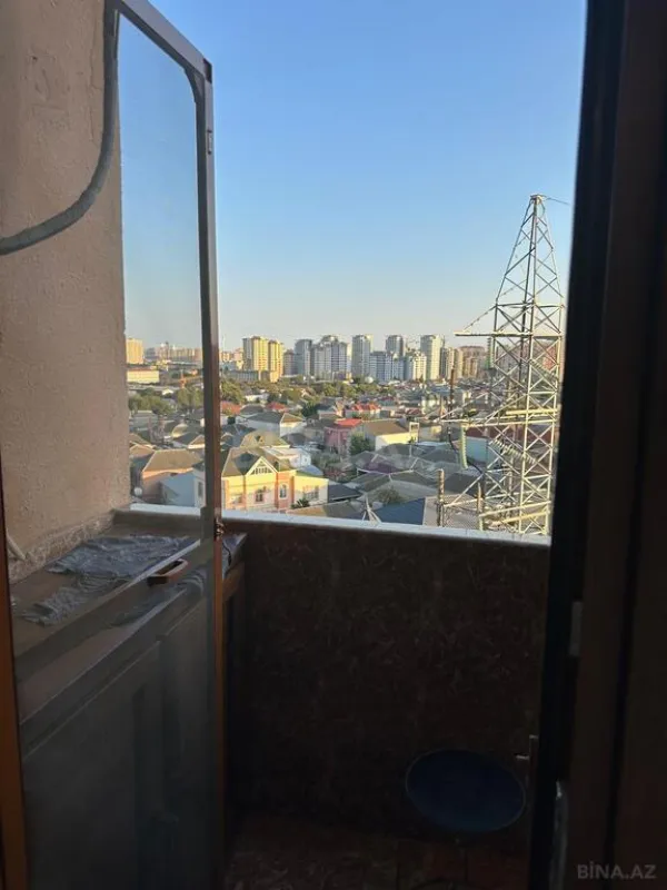 Satılır 3 otaqlı mənzil 125 m²