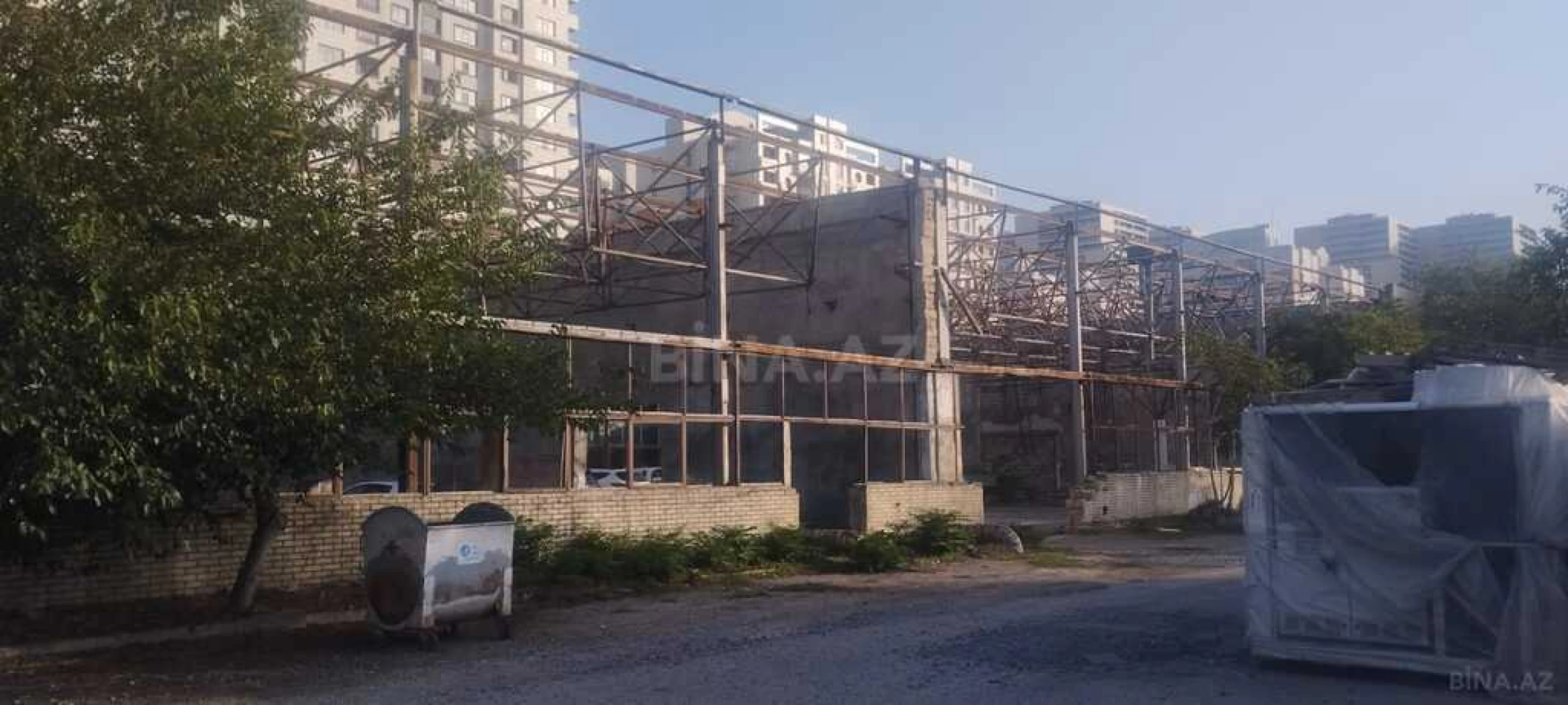 Kirayə verilir obyekt 2700 m²